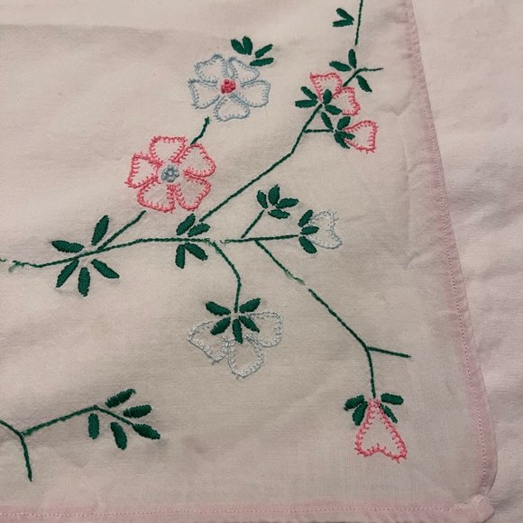 Vintage Hand Embroidered Square Tablecloth - Picture 4 of 8